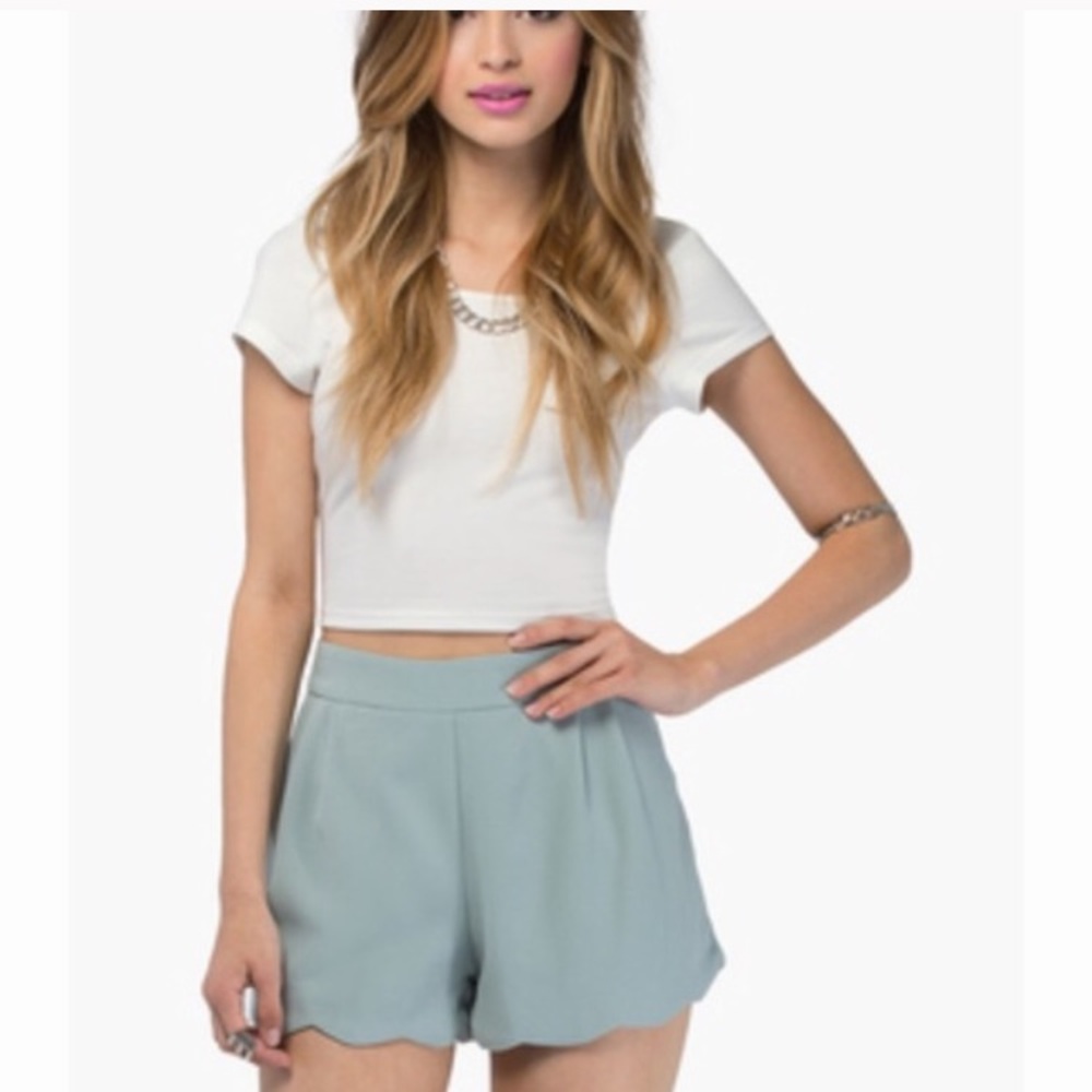 Tobi scalloped shorts mint blue NWOT
